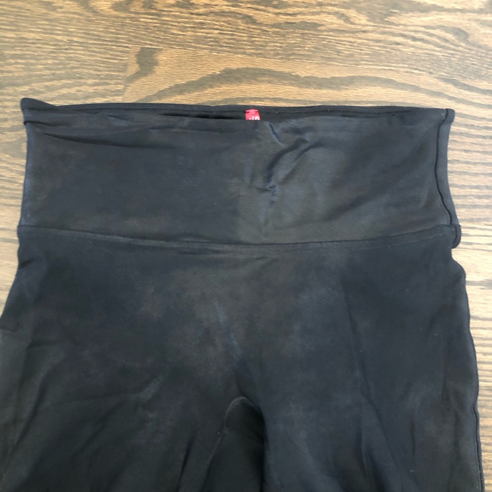 2 Pairs Spanx leggings